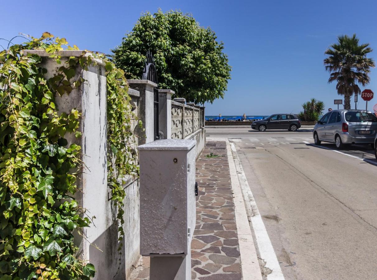 Ferienwohnung Sovramare Francavilla Al Mare Exterior foto